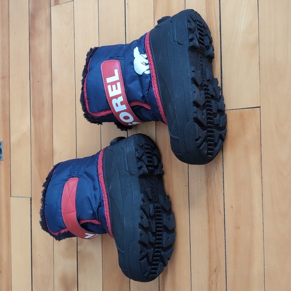 Sorel Snow Commander Boots - Navy and Red - Picture 3 of 9